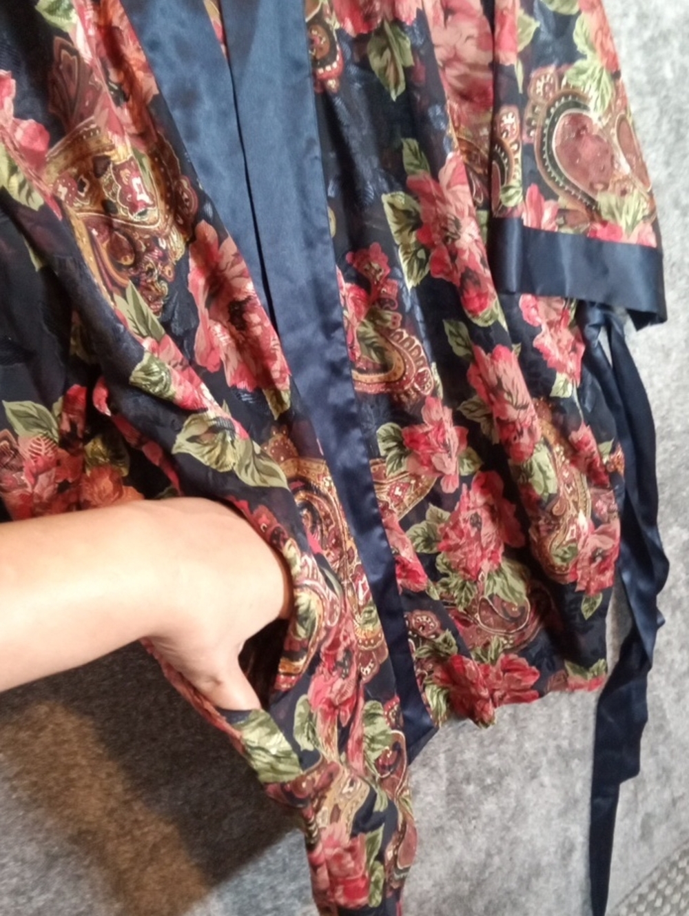 Victoria Secret 90s Open Kimono Robe One Size Floral Cottage Paisley Lingerie - Picture 10 of 11